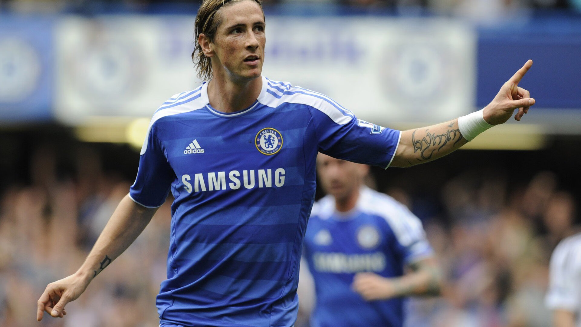 九游体育电竞-《虚拟偶像明星与电竞赛事合作不断，开辟新蓝海》，虚拟 偶像